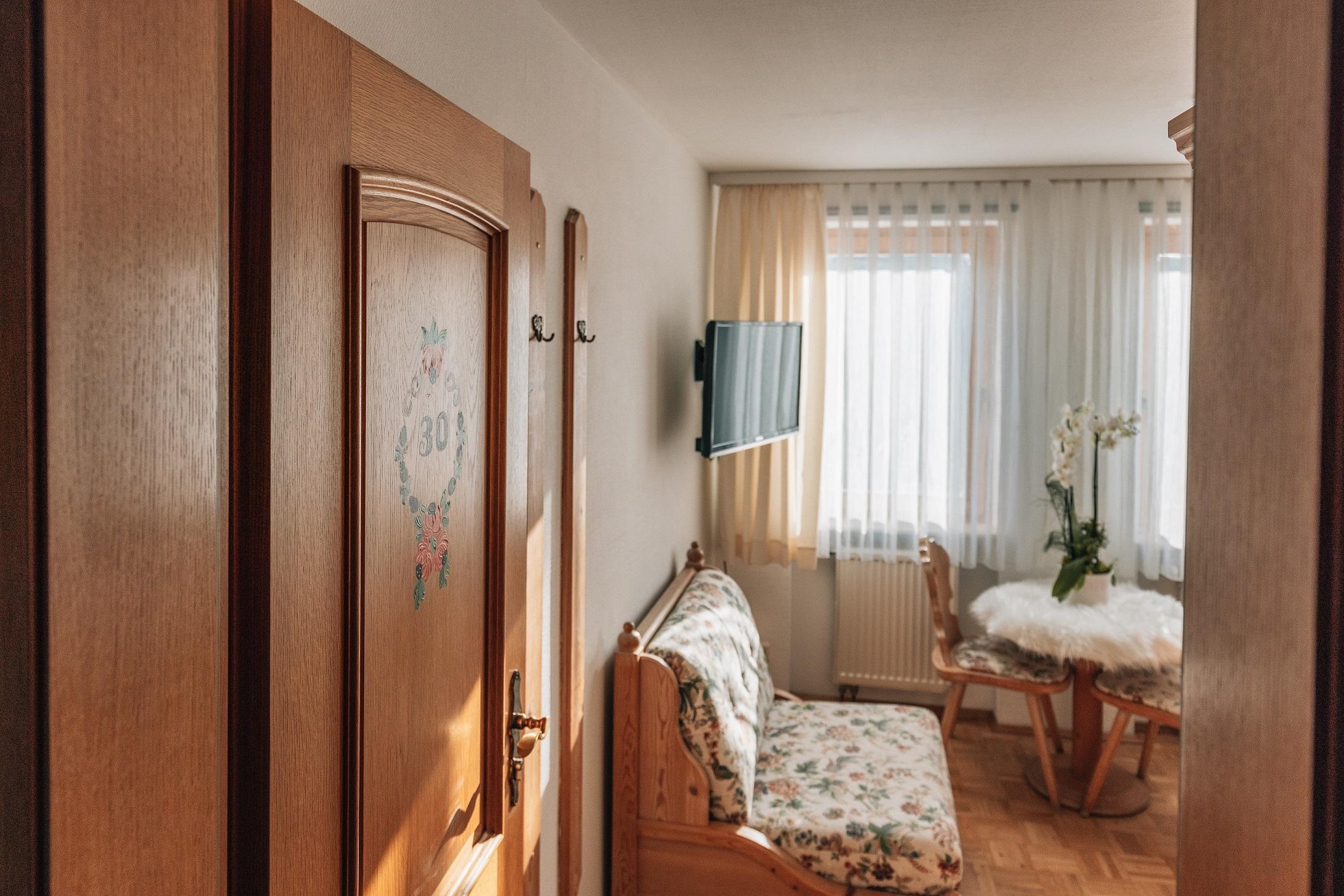 Hotel Krone Tauberrettersheim Екстер'єр фото